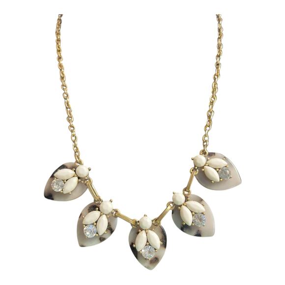 Vintage Resin Rhinestone Goldtone Necklace - Picture 1 of 5
